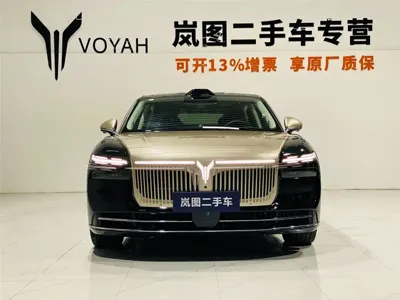 Voyah 岚图追光 L · 2025 год