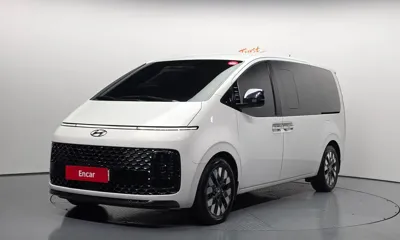 Hyundai Staria · 2022 год