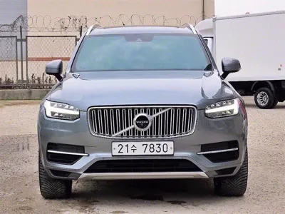 Volvo XC90 · 2018 год