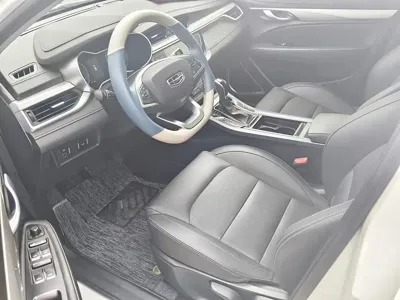 Geely Emgrand 2020, 51000 км, за 27799 CNY - фото 8
