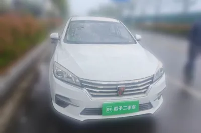 Roewe 360 2018, 33200 км, за 28204.77 CNY