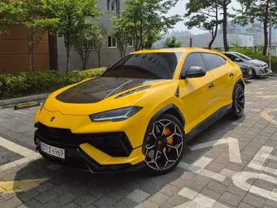 Lamborghini Urus · 2024 год