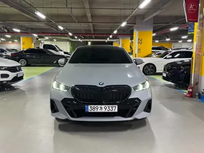 BMW 5-Series · 2026 год