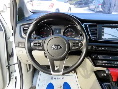 Kia Canival 2019, 75408 км, за 15500000 KRW - фото 9