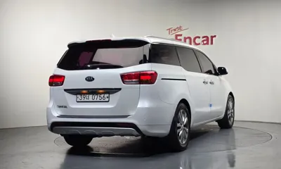 Kia Canival 2016, 142987 км, за 9900000 KRW