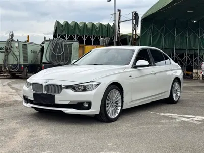 BMW 3 Series · 2018 год