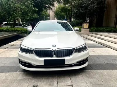 BMW 5 Series 2020, 140000 км, за 168800 CNY