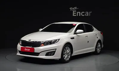 Kia K5 · 2015 год