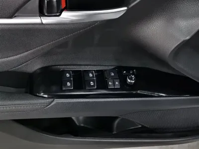 Toyota Camry 2020, 41000 км, за 97800 CNY - фото 9