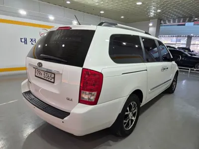 Kia Canival 2012, 215408 км, за 3400000 KRW - фото 5