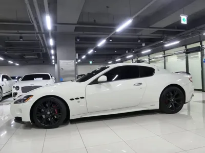 Maserati GranTurismo 2009, 37700 км, за 39900000 KRW
