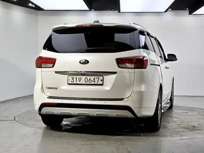 Kia Canival 2016, 203099 км, за 6190000 KRW - фото 3