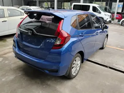 Honda Fit 2019, 33100 км, за 42000 CNY