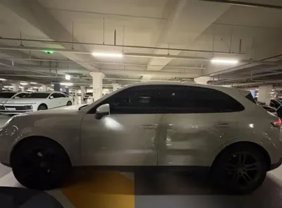 Porsche Cayenne 2024, 49795 км, за 119000000 KRW