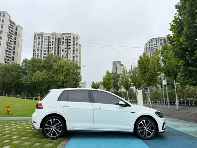 Volkswagen Golf 2019, 50000 км, за 73800 CNY - фото 7