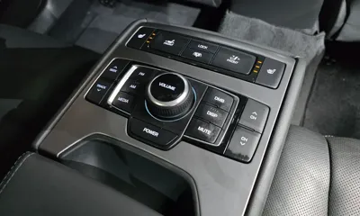 Hyundai Genesis 2015, 167626 км, за 12500000 KRW - фото 18