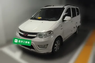 Wuling Hongguang · 2016 год