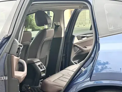 BMW X3 2018, 62000 км, за 109800 CNY - фото 10