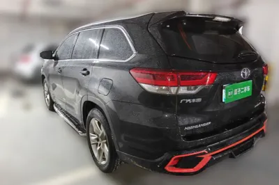 Toyota Highlander 2018, 175100 км, за 120997.06 CNY - фото 4