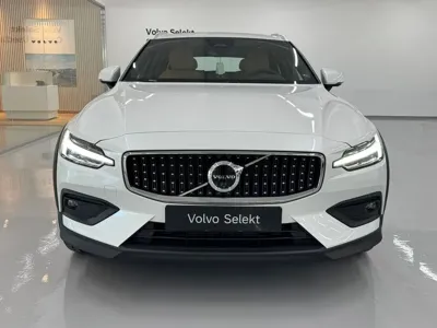 Volvo V60 2025, 1781 км, за 52000000 KRW - фото 3