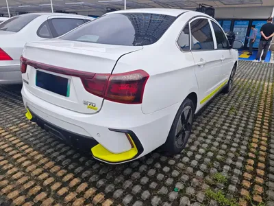 Aeolus E70 2022, 40000 км, за 33000 CNY