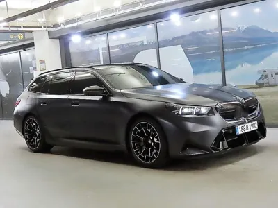 BMW M5 · 2026 год