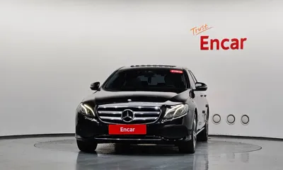 Mercedes-Benz E-Class 2019, 130140 км, за 19300000 KRW