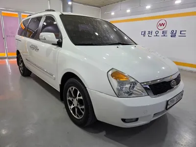 Kia Canival 2012, 215408 км, за 3400000 KRW - фото 3