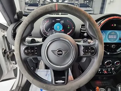 MINI Clubman 2023, 57583 км, за 30490000 KRW - фото 9