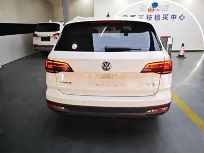 Volkswagen Tharu 2020, 66000 км, за 60800 CNY - фото 9