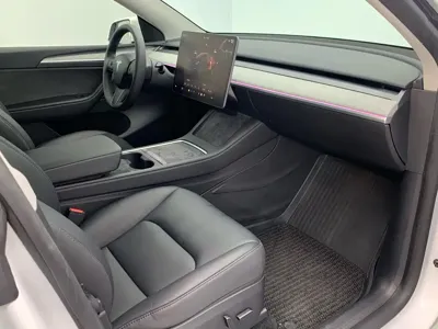 Tesla Model Y 2024, 80000 км, за 169800 CNY - фото 9