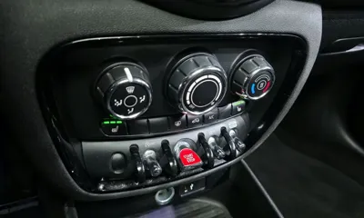 MINI Clubman 2019, 129052 км, за 9500000 KRW - фото 16
