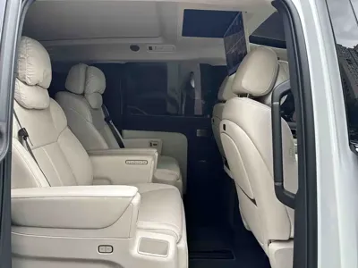 Li Auto Li MEGA 2025, 3600 км, за 509799 CNY - фото 9