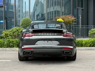 Porsche Panamera 2020, 50000 км, за 488000 CNY