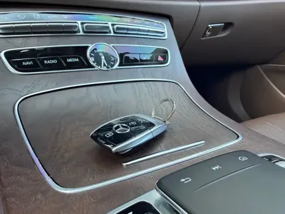 Mercedes-Benz E-Class 2019, 130000 км, за 198000 CNY - фото 16