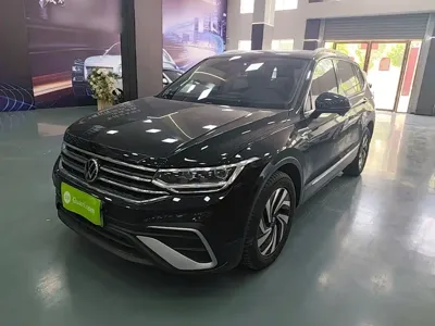 Volkswagen Tiguan L · 2022 год