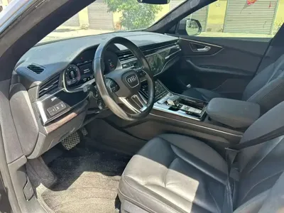 Audi Q8 2021, 56000 км, за 255000 CNY - фото 4