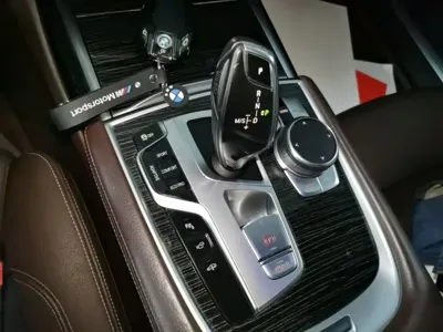 BMW 7 Series 2018, 166400 км, за 170799 CNY - фото 14