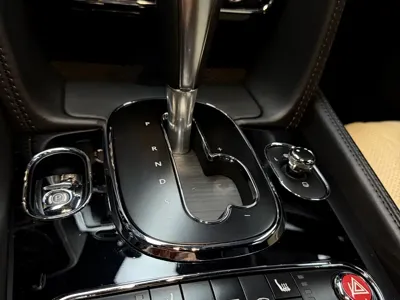 Bentley Flying Spur 2019, 40000 км, за 1020000 CNY - фото 8