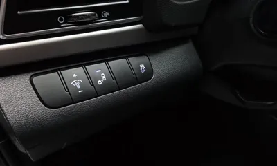 Hyundai Avante 2018, 72191 км, за 8500000 KRW - фото 17