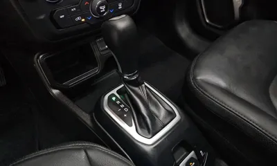 Jeep Renegade 2023, 27200 км, за 22500000 KRW - фото 9