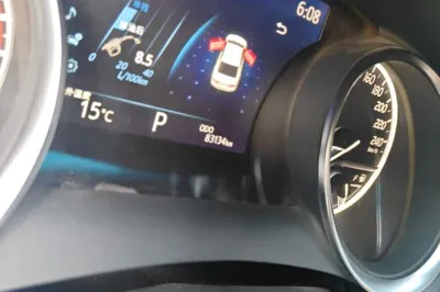 Toyota Camry 2019, 83100 км, за 92138.75 CNY - фото 12