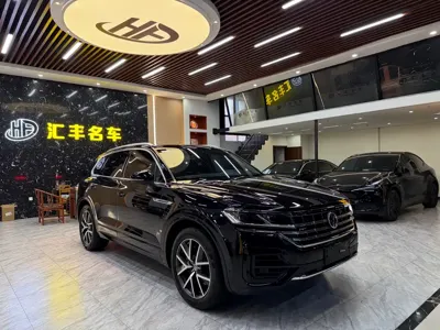 Volkswagen Touareg 2019, 76000 км, за 196800 CNY - фото 3
