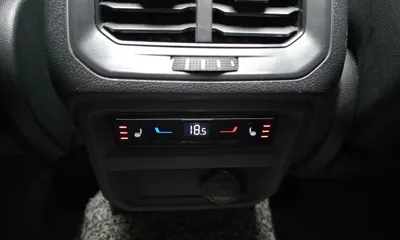 Volkswagen Tiguan 2023, 68221 км, за 25590000 KRW - фото 33