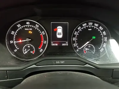 Skoda Superb 2016, 106300 км, за 32800 CNY - фото 19