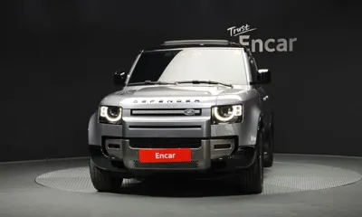 Land Rover Defender 2024, 10319 км, за 83900000 KRW