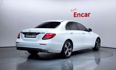 Mercedes-Benz E-Class 2019, 75566 км, за 21900000 KRW - фото 2