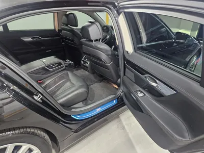 BMW 7-Series 2018, 129754 км, за 31000000 KRW - фото 8