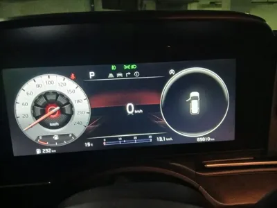 Kia Canival 2021, 69810 км, за 26000000 KRW