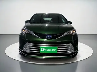 Toyota Sienna 2022, 73400 км, за 226500 CNY - фото 24